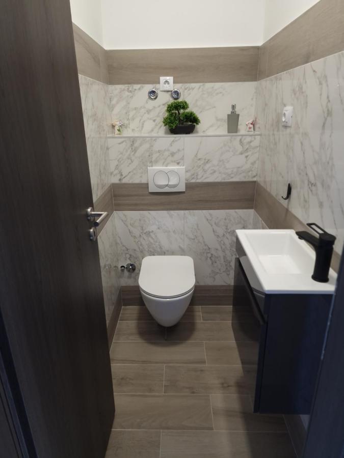 Apartments Marebella Lumbarda Dış mekan fotoğraf
